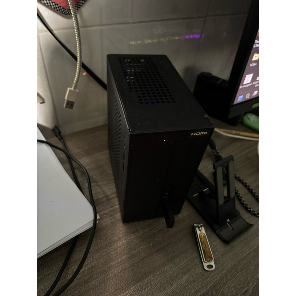Deskmini X300 - Ryzen 3 2200G