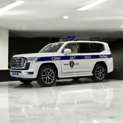 Mô hình xe cảnh sát Rolls Royce Police 1:24 cao cấp có đèn âm thanh bằng hợp kim