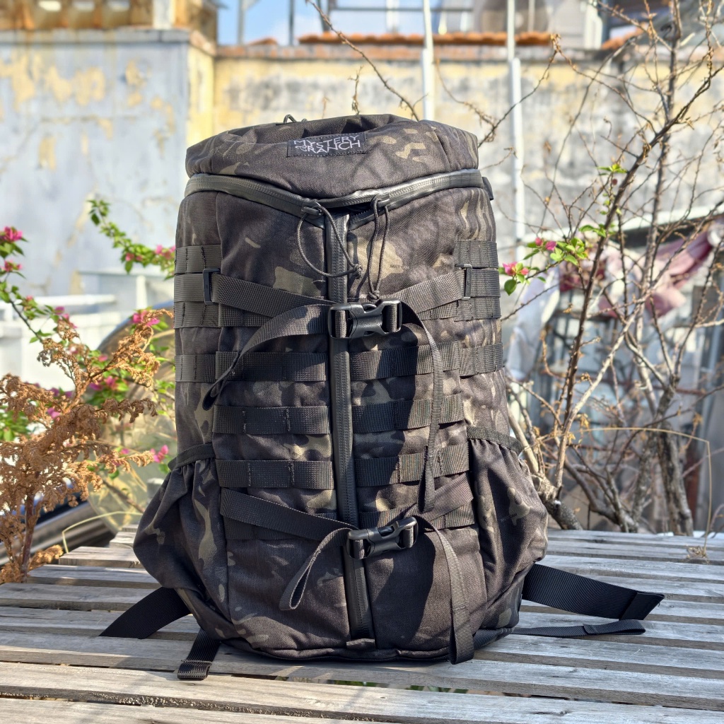 Balo Mystery Ranch 2 Day Assault – Đa năng, bền bỉ, chuẩn chiến thuật màu đen muticam và đen