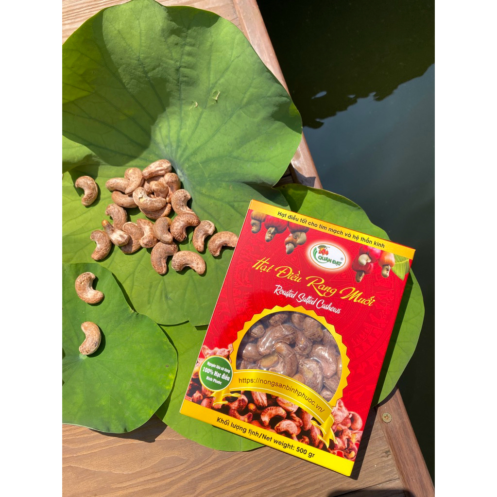 Hạt điều rang muối vỏ lụa Quân Đạt hộp giấy 500gr
