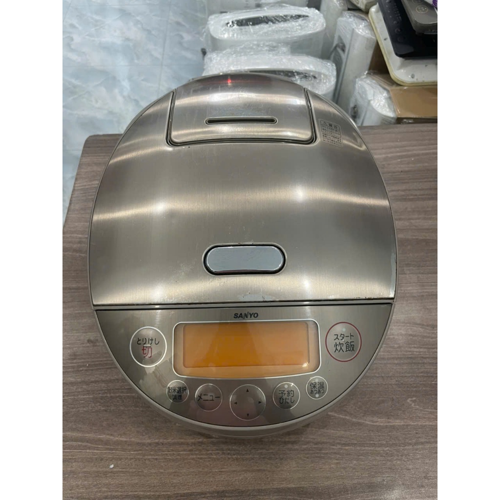 Nồi cơm cao tần áp suất SANYO xoài dung tích  1,8L nội địa Nhật nguyên bản, điện áp 100V