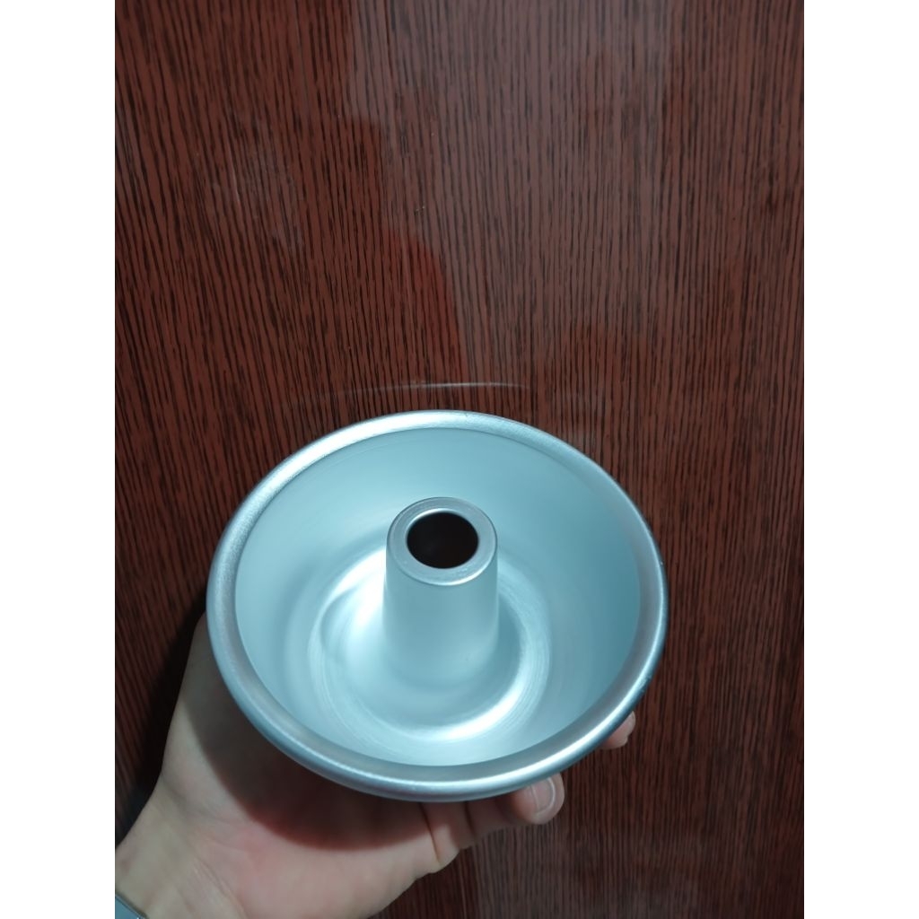 khuôn Bánh Chiffon Đáy Liền H05