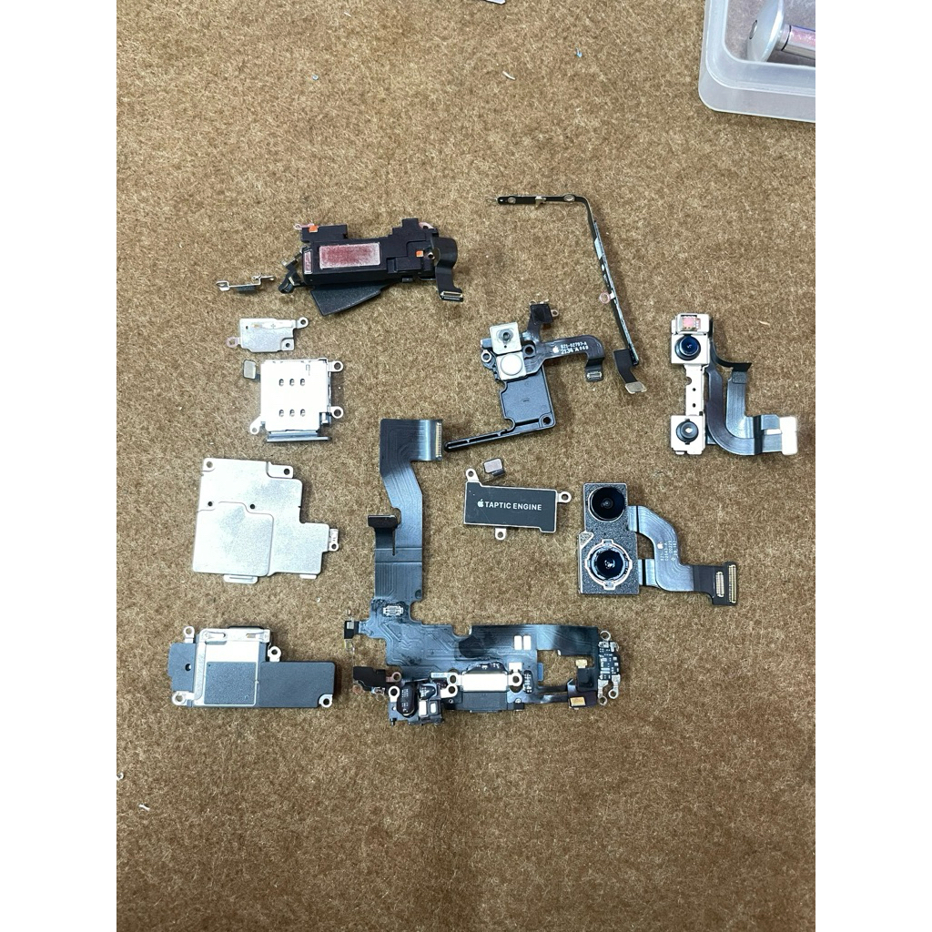 linh kiện bóc máy 12 thường