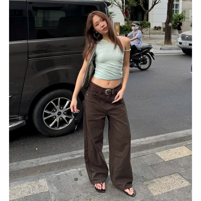 DARK BROWN WIDE STRAIGHT JEANS WHOSE - Quần jeans ống đứng wide fit Whose Studio 1779