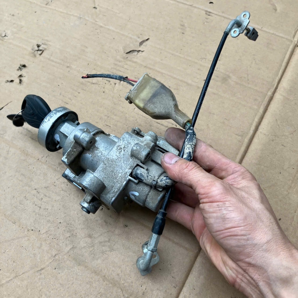 Full cụm ổ khóa các dòng xe Kymco Candy Hi/Life People (hàng zin tháo xe)