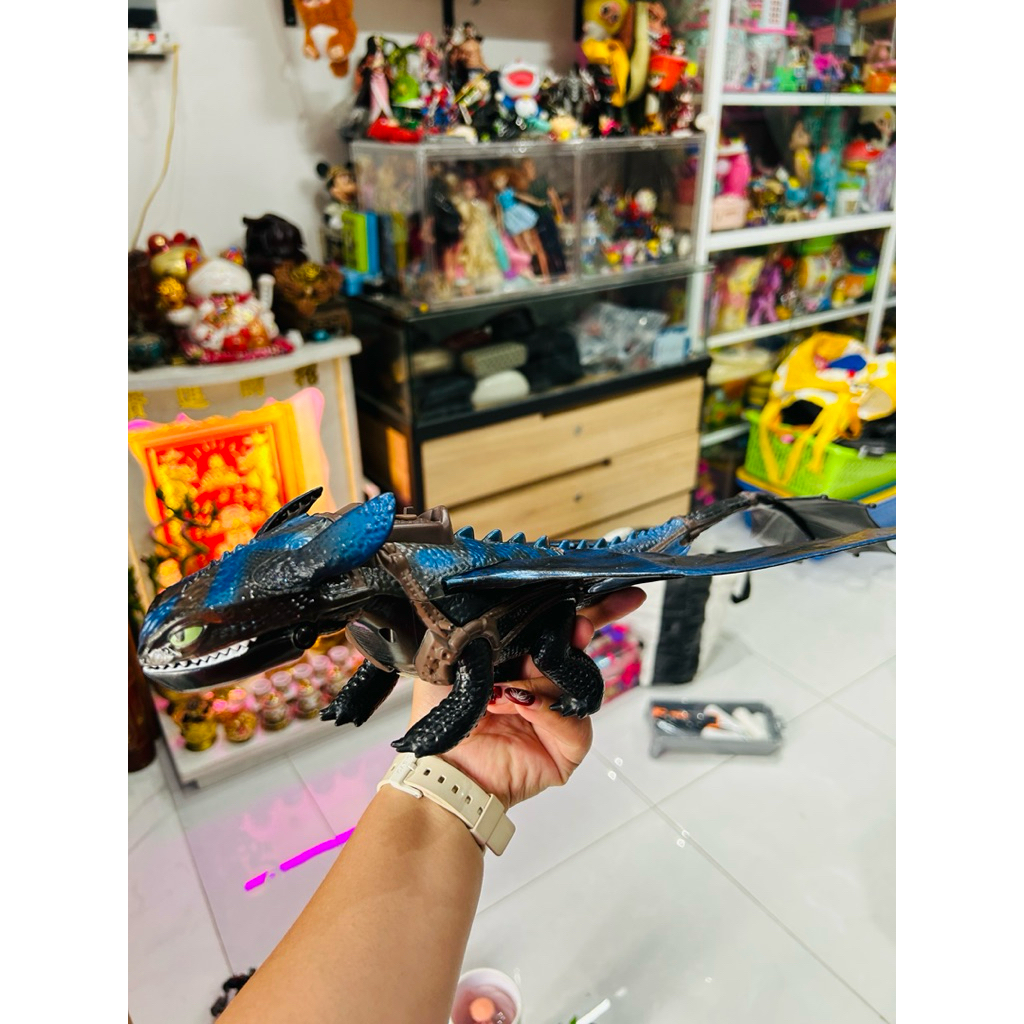 Mô hình Rồng 2013 Spin Master Toothless Blue Dragon Figure
