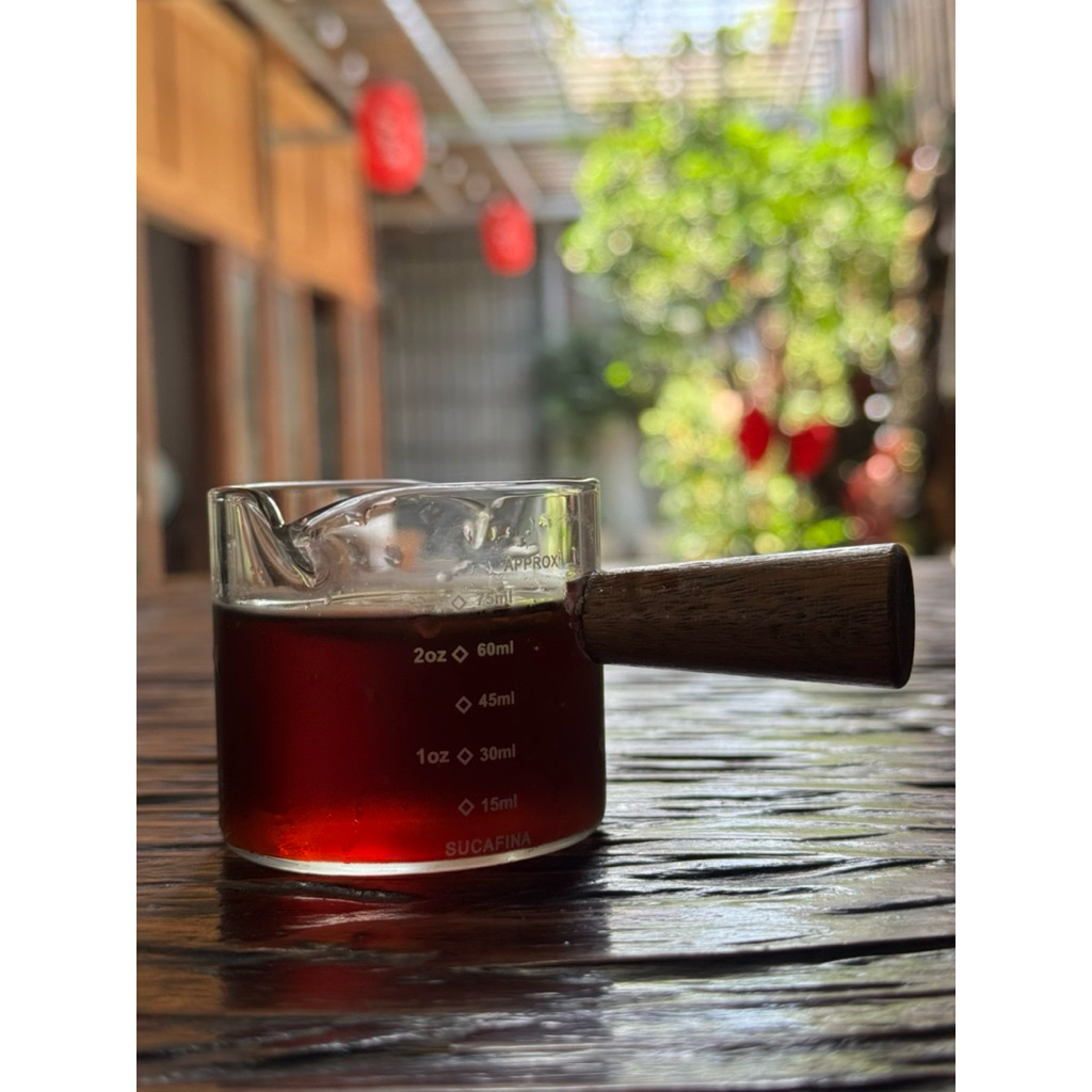 Cà phê Cold Brew ủ lạnh hạt Arabica nguyên chất.