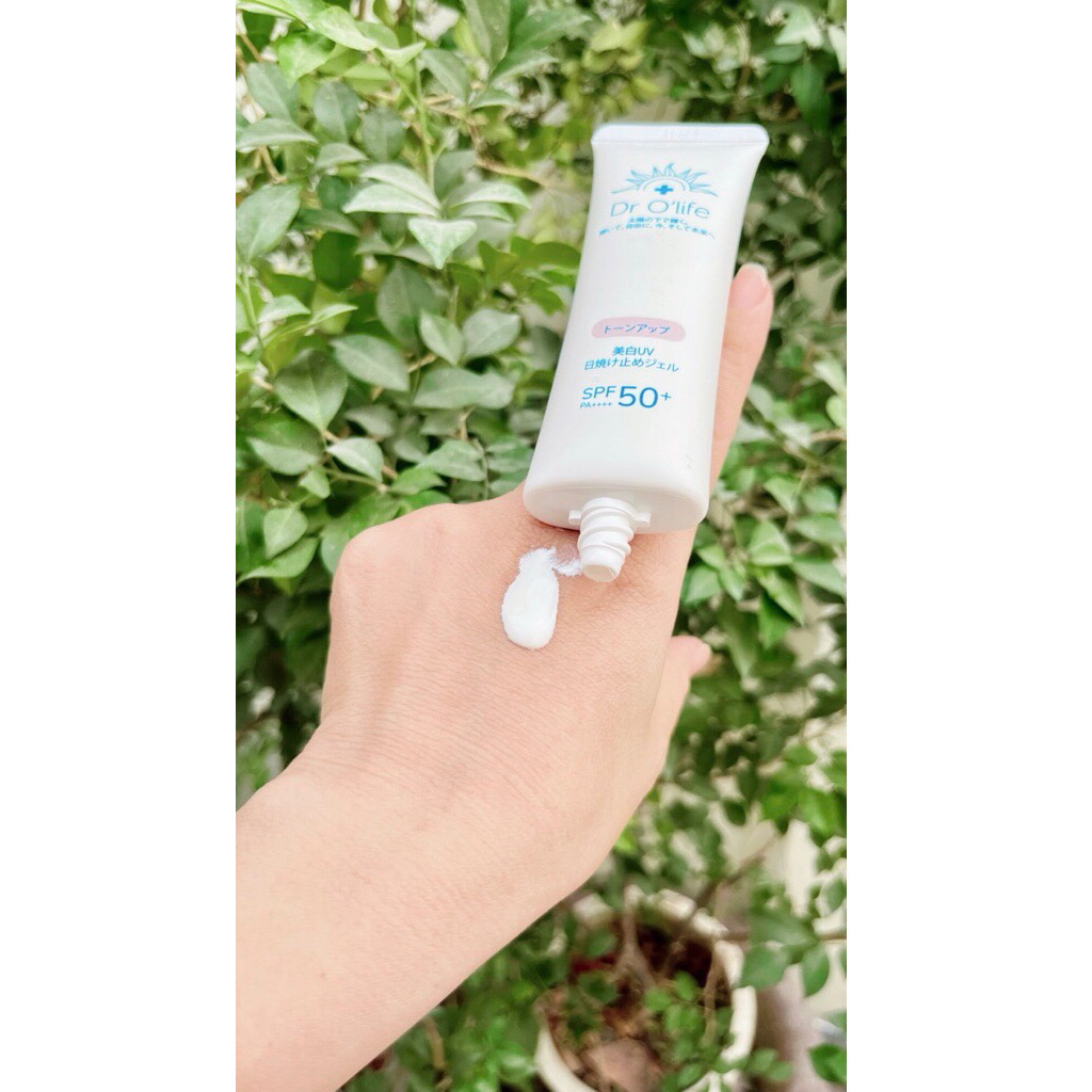 Kem chống nắng Vip Nhật Dr O’liìe/ Hàn SOSUDERM/ GC Nature SPF50 + PA + + + + nâng tone trắng hồng n