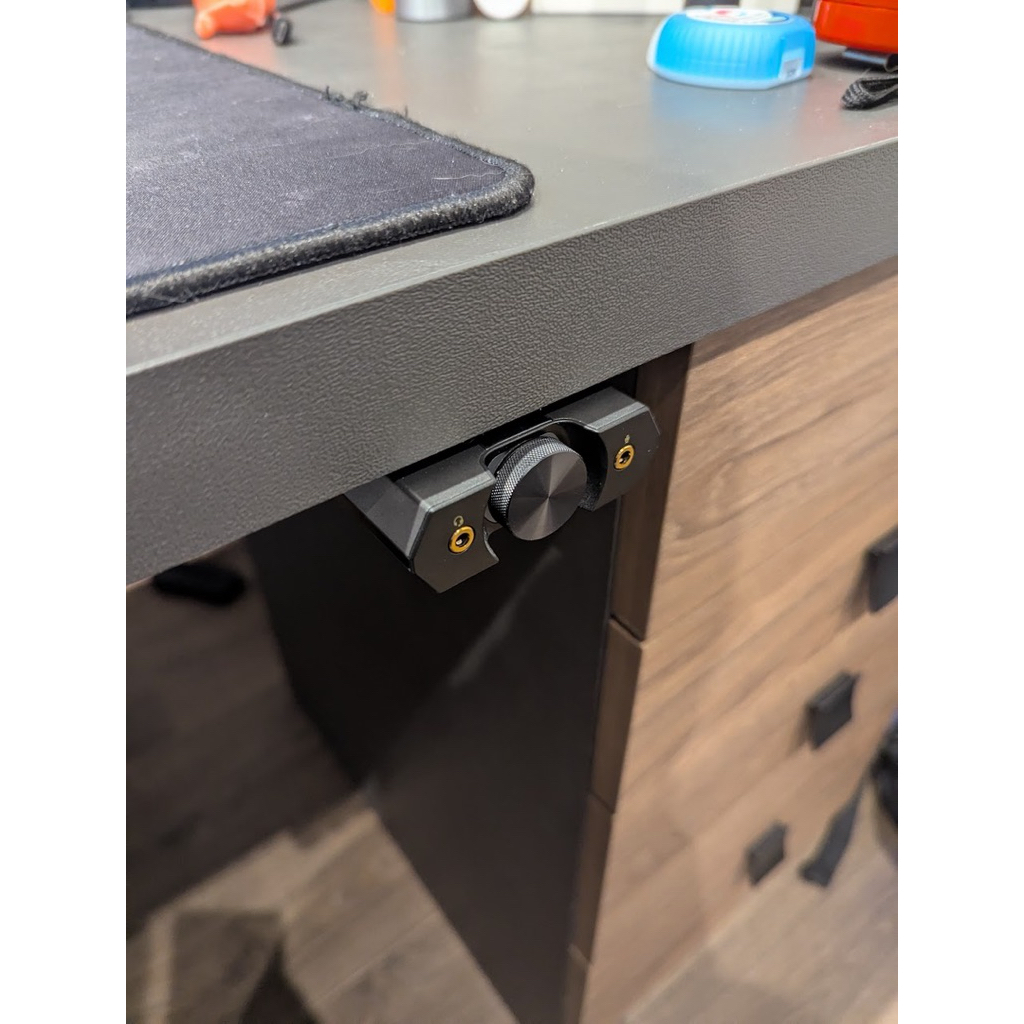 Giá treo soundcard BlasterX G5, BlasterX G6 in 3d