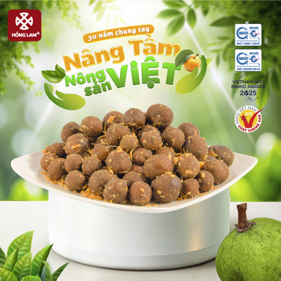 Ô mai (xí muội) Sấu Hà Nội Hồng Lam hộp, túi. Có vị chua, mặn, ngọt, cay của gừng