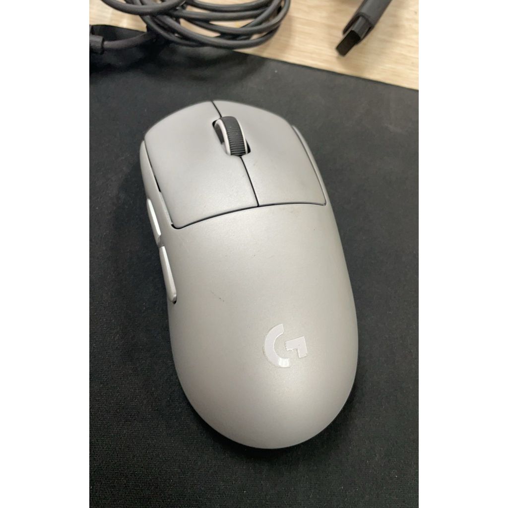 Logitech G Pro X Superlight 2 Bạc Silver 2nd (Dây + USB 8k)