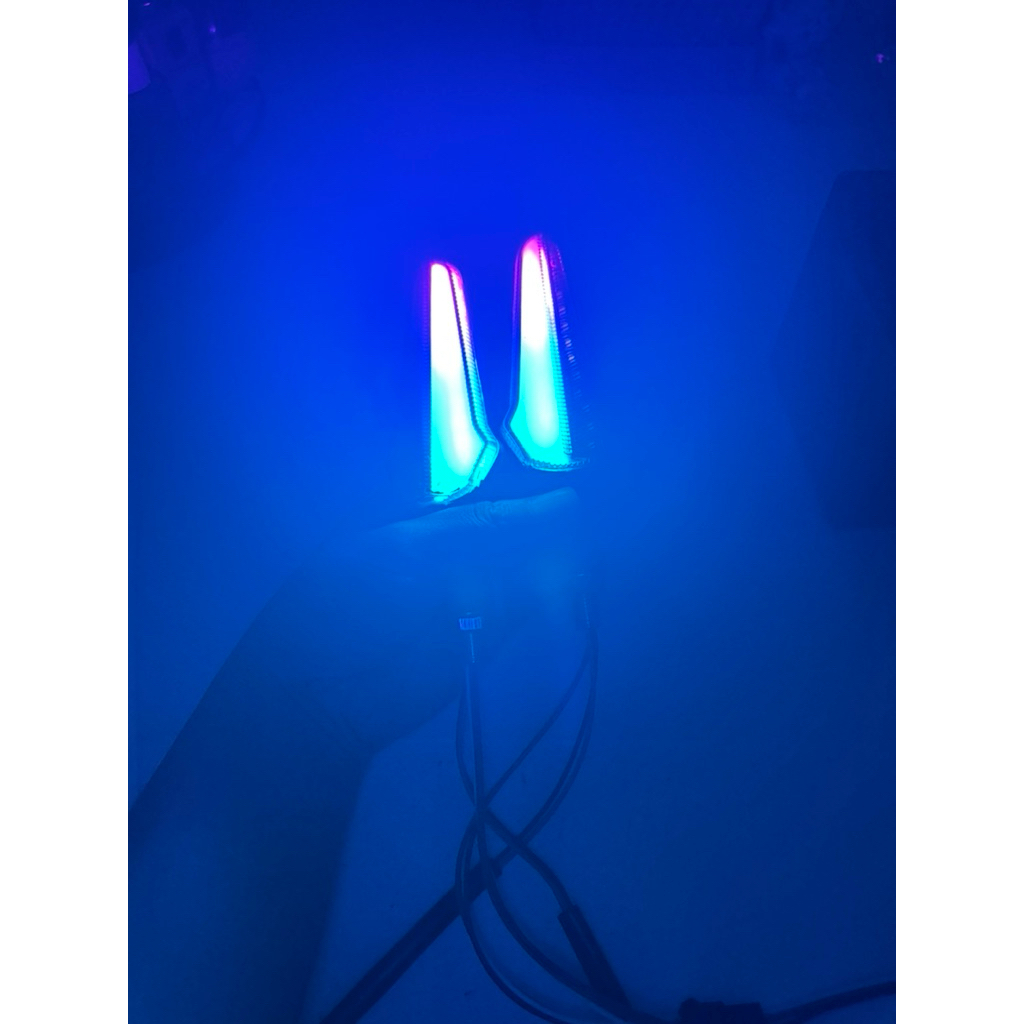 Đôi Xinhan L21 audi 7  màu 12V có chỉnh màu qua app điện thoại