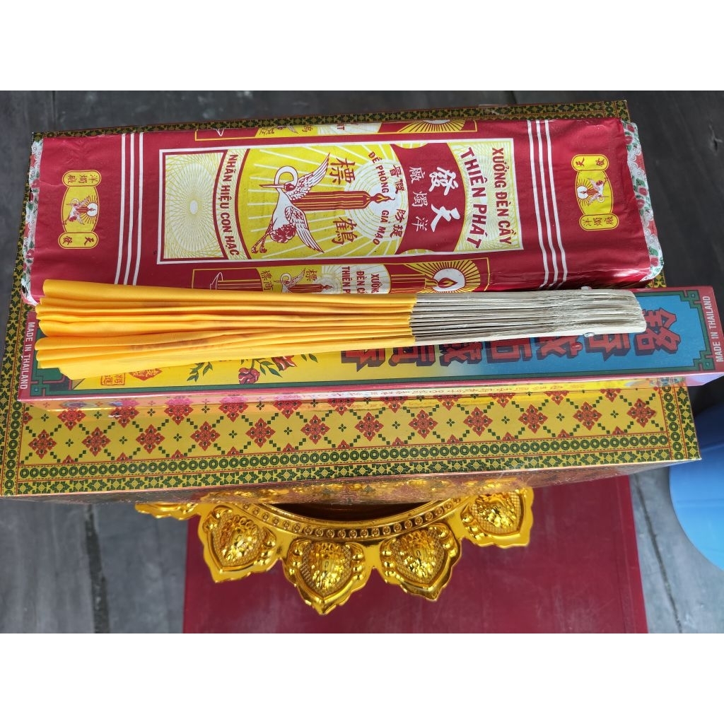 1 tại (bộ) y cà sa vải pan của các vị sư nam tông . gồm 2 y, 1 áo,1 quần...