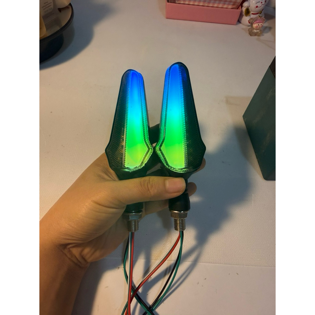 Đôi Xinhan L21 audi 7 màu 12V không chỉnh app