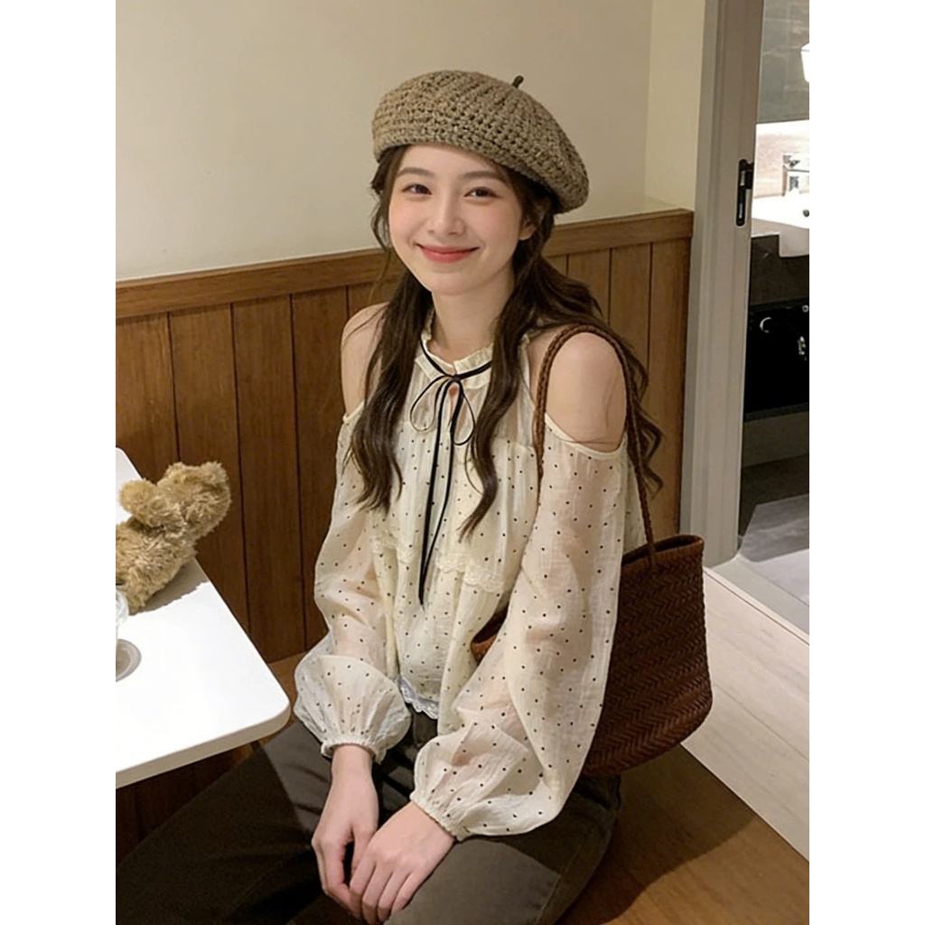Áo sơ mi ren chấm bi YUMMY phối nơ đen, Áo trễ vai cổ bèo tay phồng phong cách thanh lịch A78 | BigBuy360 - bigbuy360.vn