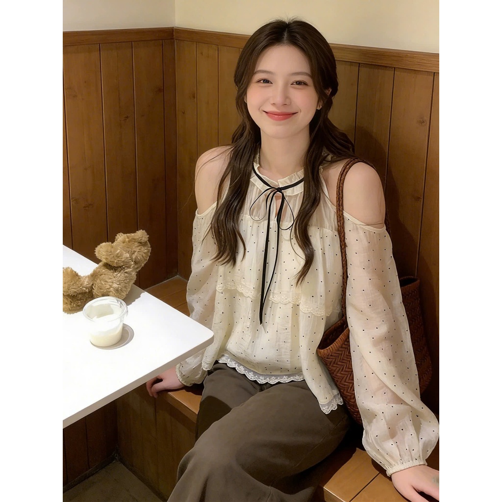 Áo sơ mi ren chấm bi YUMMY phối nơ đen, Áo trễ vai cổ bèo tay phồng phong cách thanh lịch A78 | BigBuy360 - bigbuy360.vn