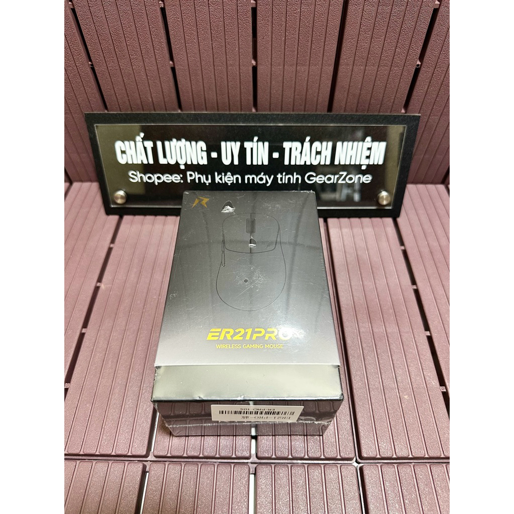 Chuột không dây Gaming Công thái học ERGO RAWM ER21 PRO 8KHz Lightweight Wireless Mouse PAW3950 3000