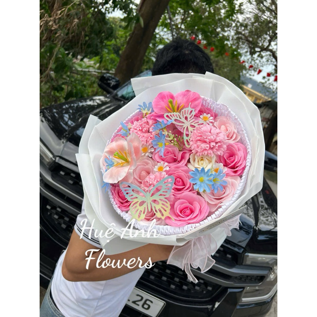 BÓ HOA SÁP MIX THƠM MÃ C66 TẶNG KÈM CHỮ THIỆP