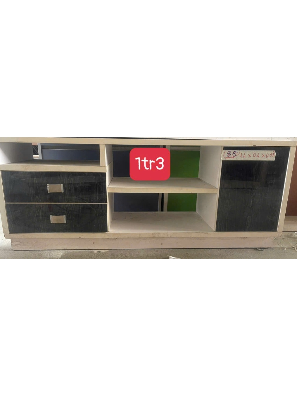 Tủ kệ Tivi- Thanh lý hàng trưng bày