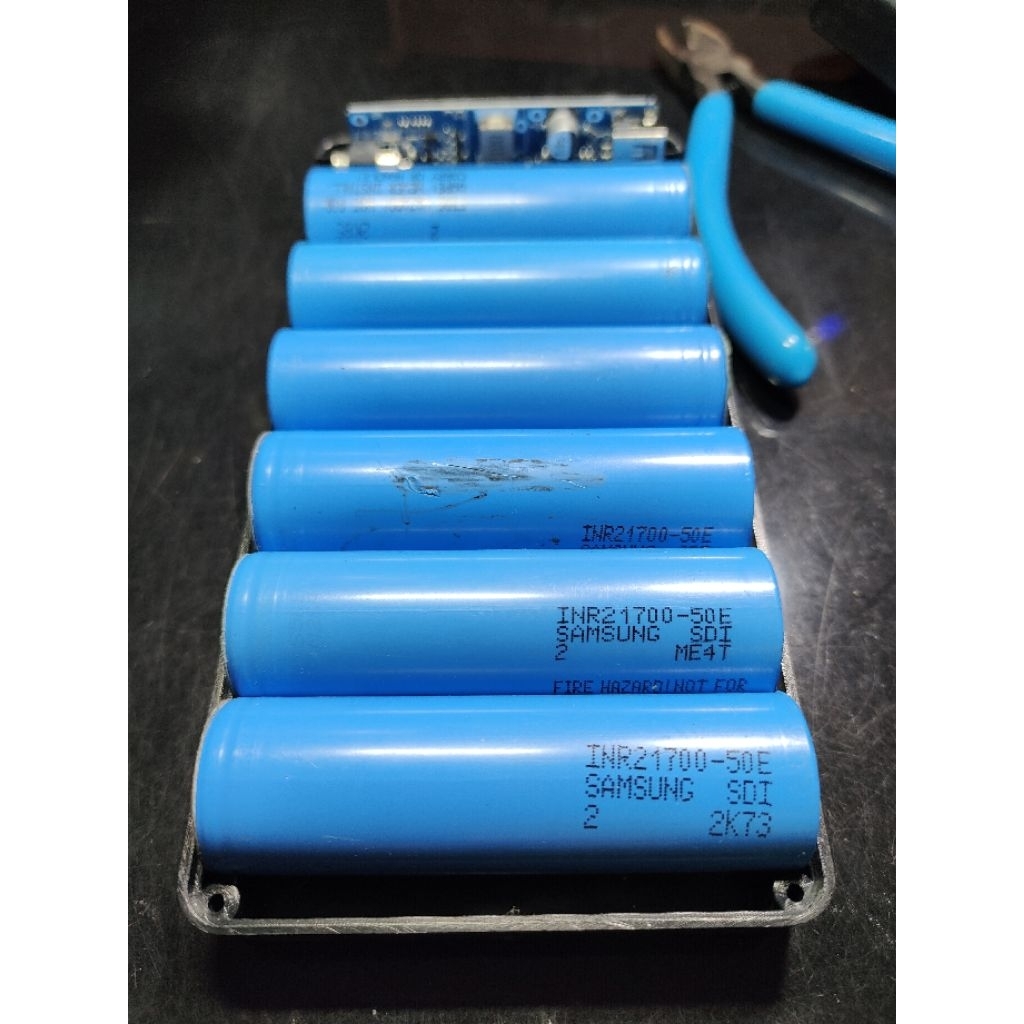 Pin áo điều hòa 6 cell 21700 samsung 50e.