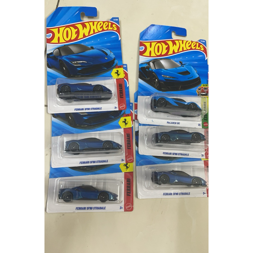 Xe đồ chơi hot wheel Ferrari