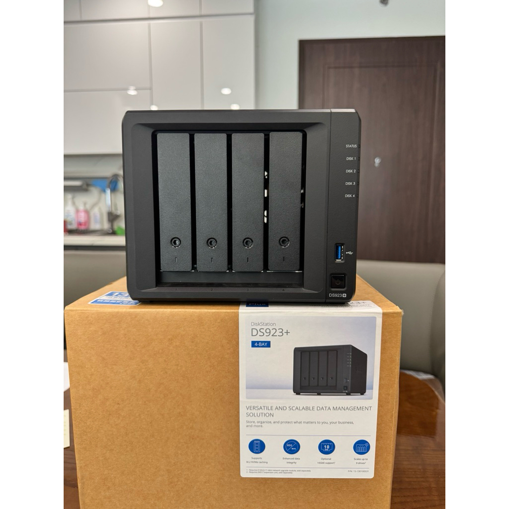 Thiết bị lưu trữ Synology Ds923+