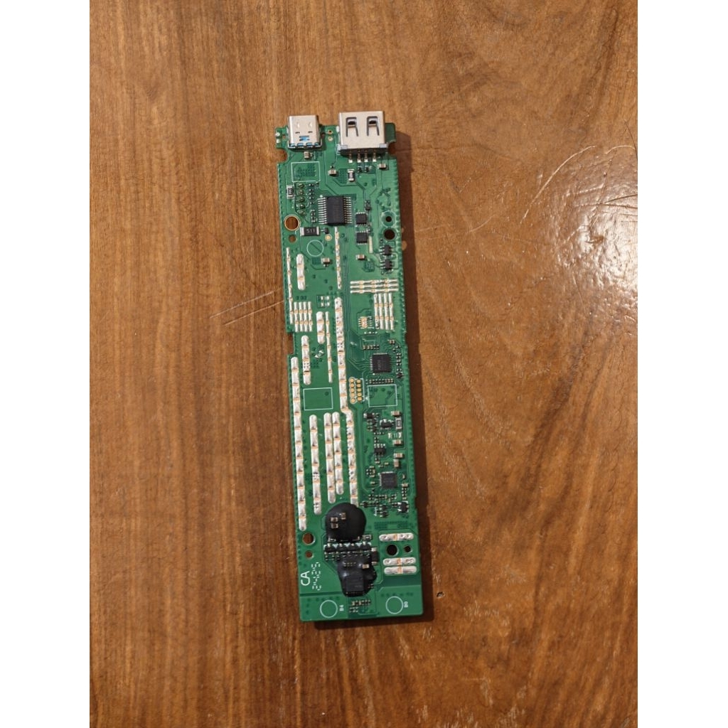 sạc dự phòng cuktech pb200