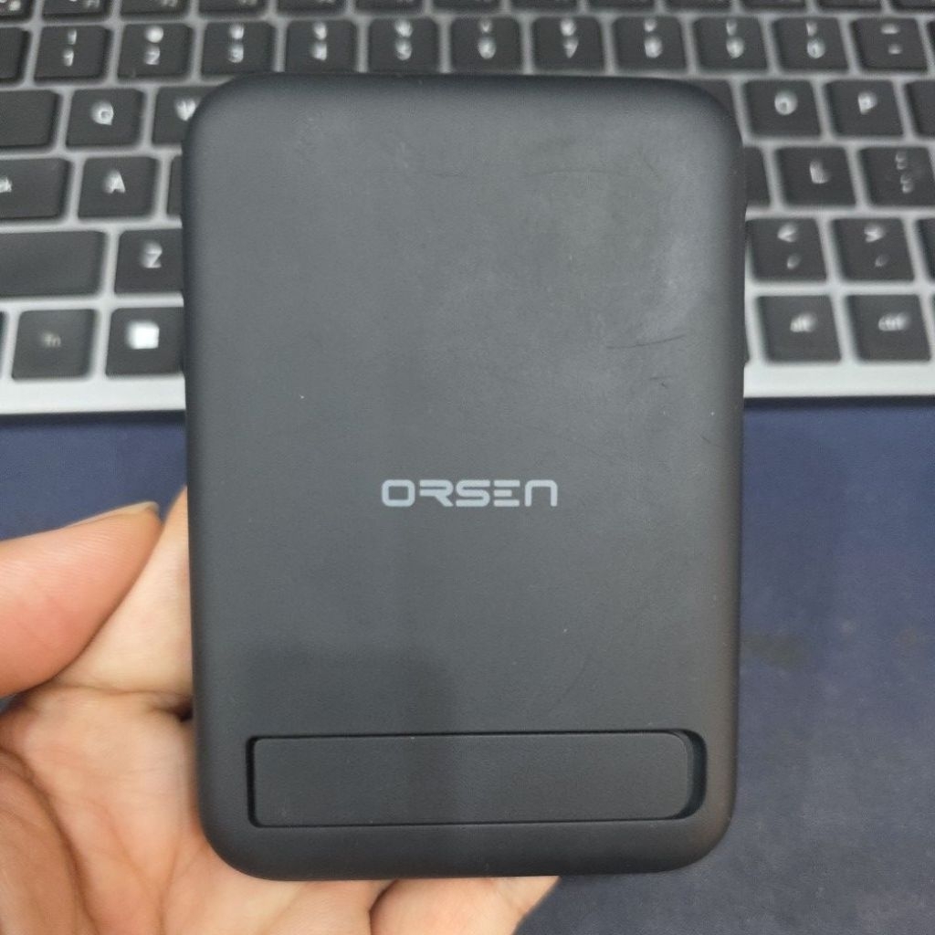 Sạc dự phòng Orsen 10k cũ lưu kém