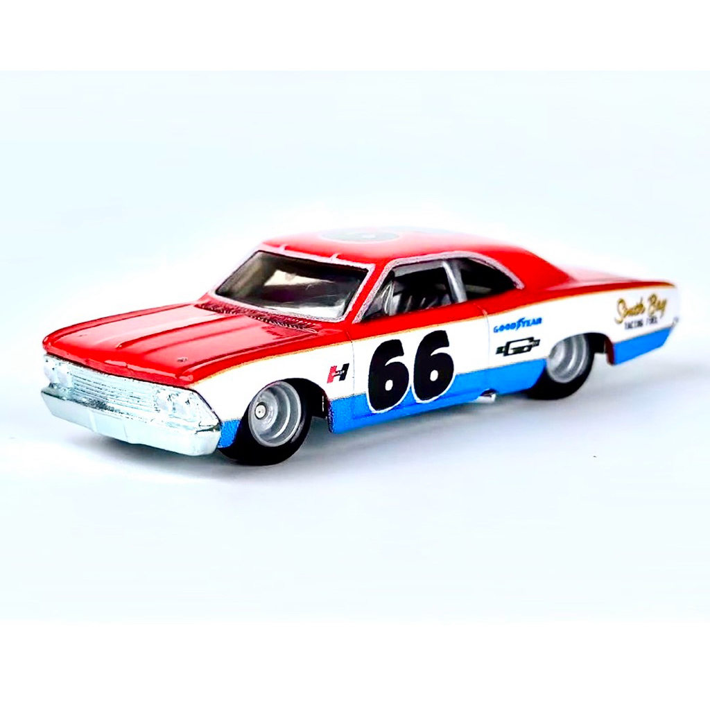 LOOSE Hot Wheels Premium ‘66 Chevy Chevelle