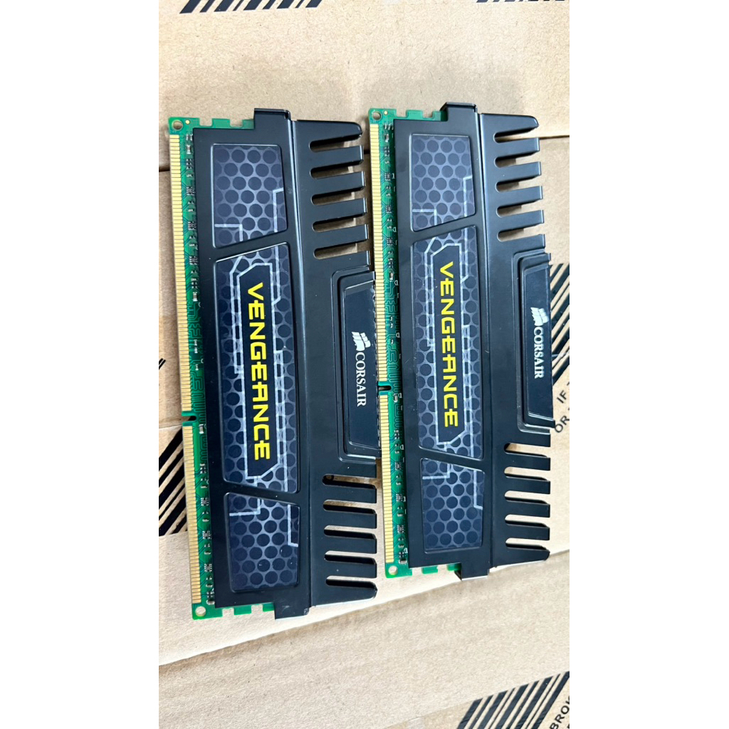 Ram Corsair vengeance 8gb 1600 d3 hàng đẹp