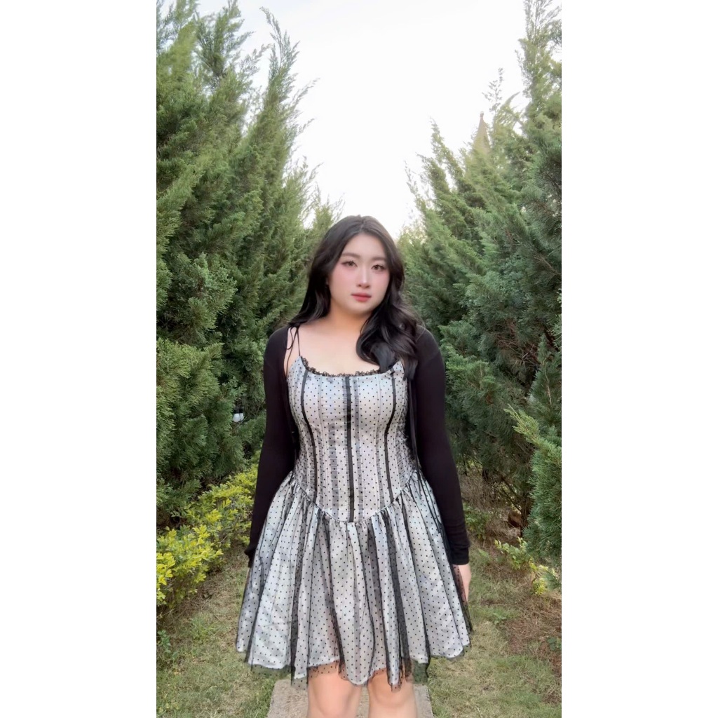 Đầm bigsize hai dây Corset dáng xoè lưới bi ngắn 50-75kg Yung Bigsize