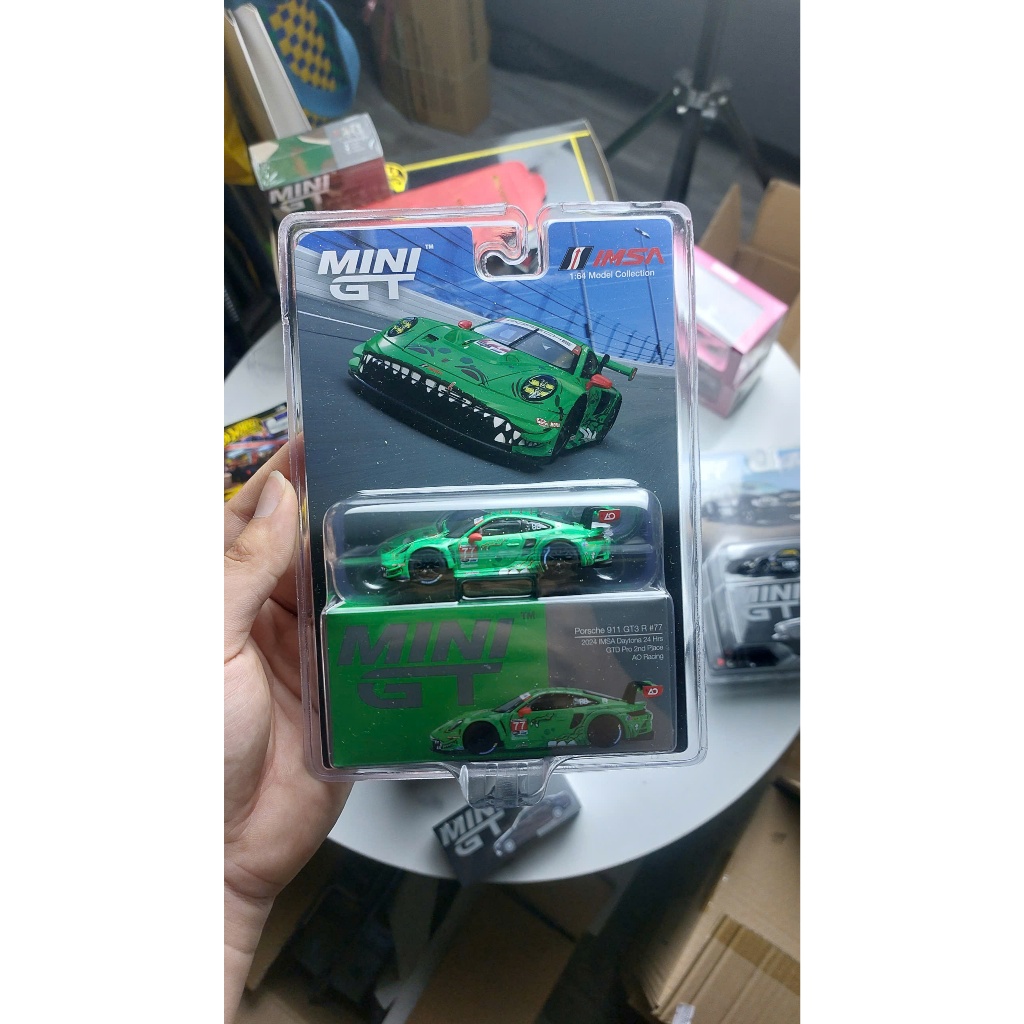 Xe mô hình MINI GT Porsche 911 GT3 R Rexy #77 1:64 chính hãng