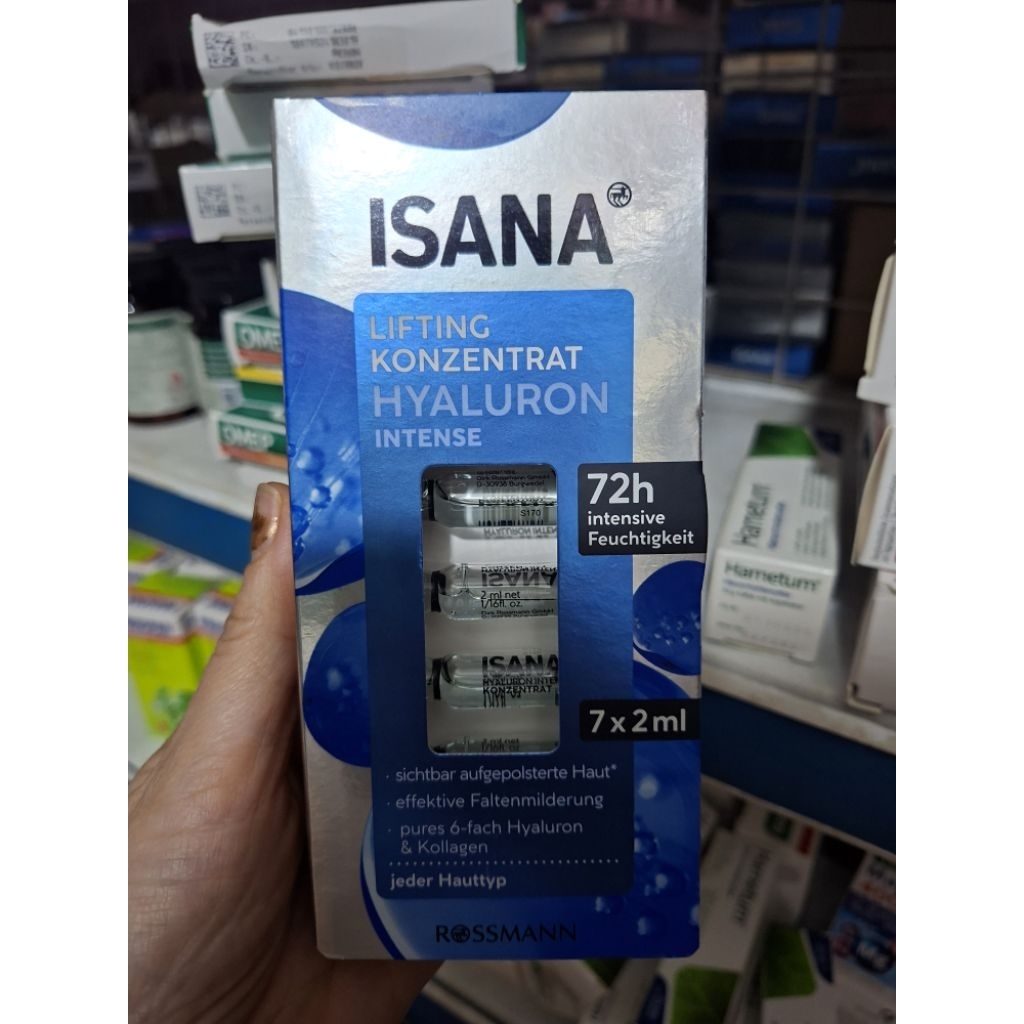 Serum ISANA  Feuchtigkeits konzentrat Hyaluron Booster