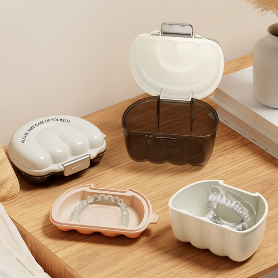 Hộp Đựng Khay Niềng Răng Invisalign - Hộp Đựng Khay Duy Trì - Ngâm Hàm Răng Giả Cao Cấp