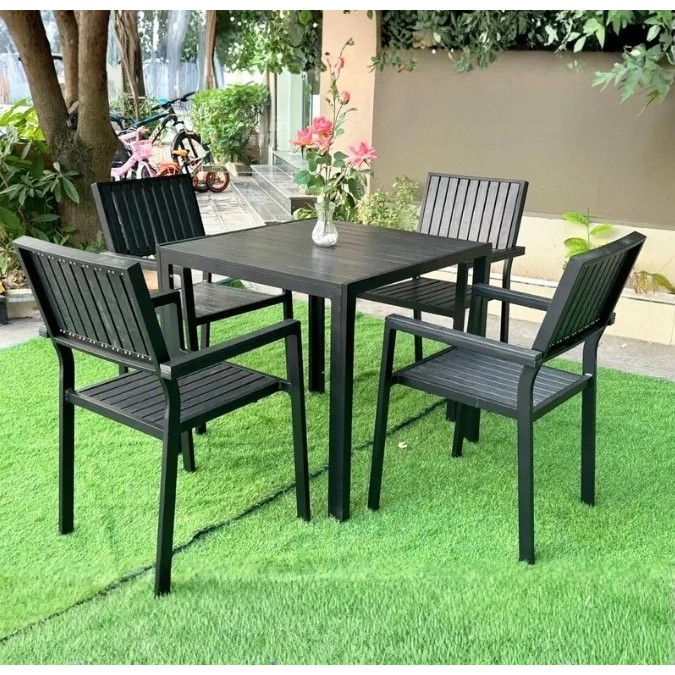 Bộ bàn ghế ngoài trời Polywood Bộ 4 ghế