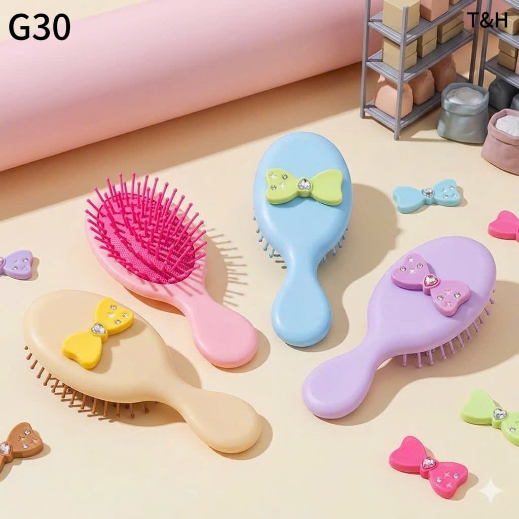 G30: lược charm nơ