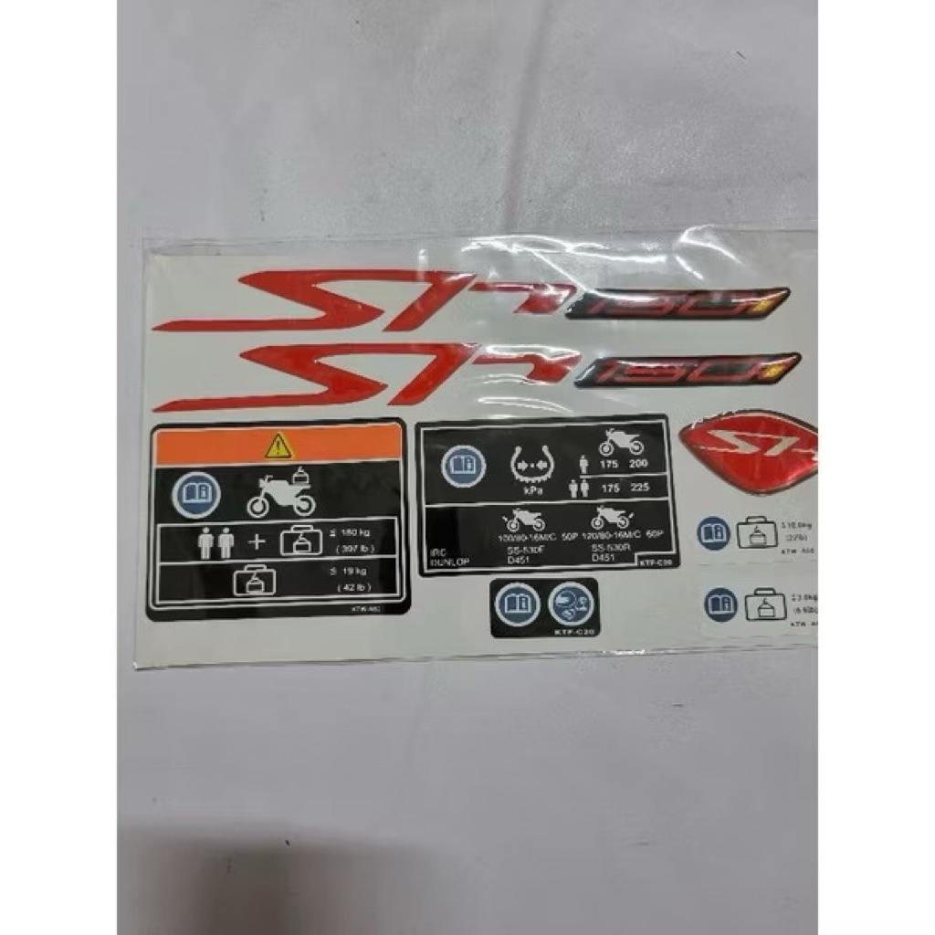 Tem chữ nổi đỏ phản quang xe SH Ý nhập khẩu và xe SH Việt 2012