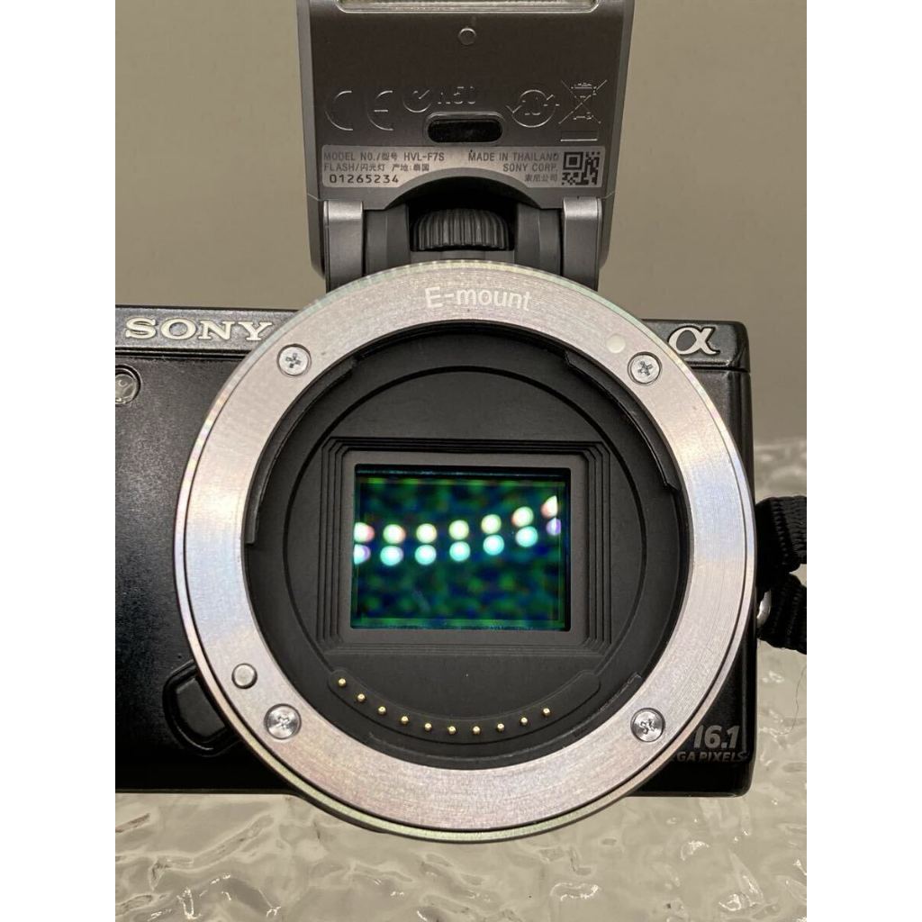 Bộ máy ảnh Sony nex 5n - ống kính sony 18-55mm os + pin sạc - đèn flash rời - Phụ-kiện