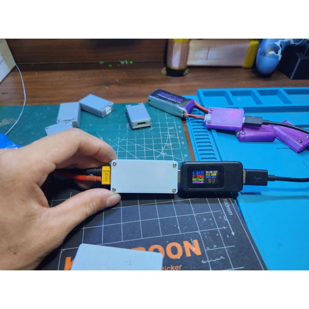 Sạc ổn áp 5V 3A từ pin RC ,jack vào input XT60 2s đến 6s ,output USB A 5V 3A