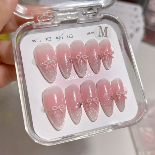 M116 nailbox thiết kế mắt mèo ombre