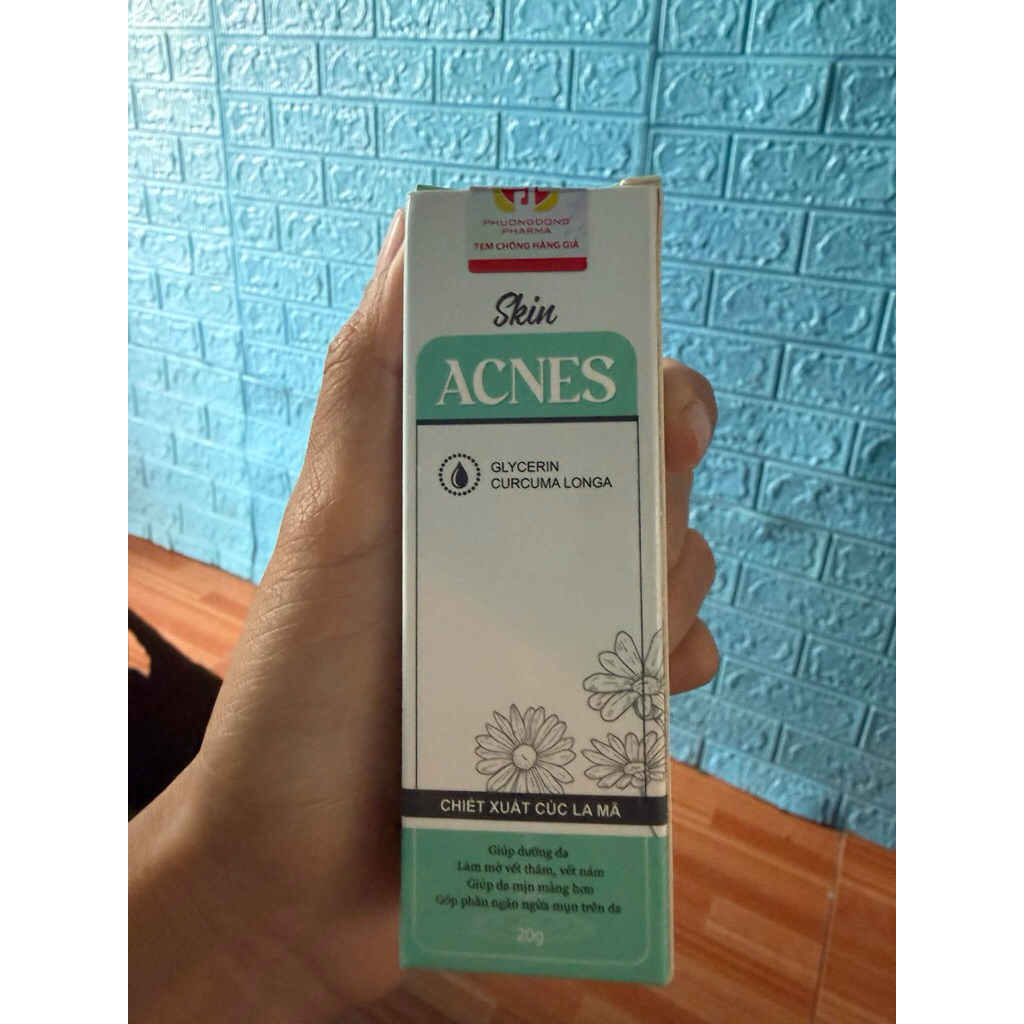 Kem skin acnes giúp da mịn màng, ngừa mụn