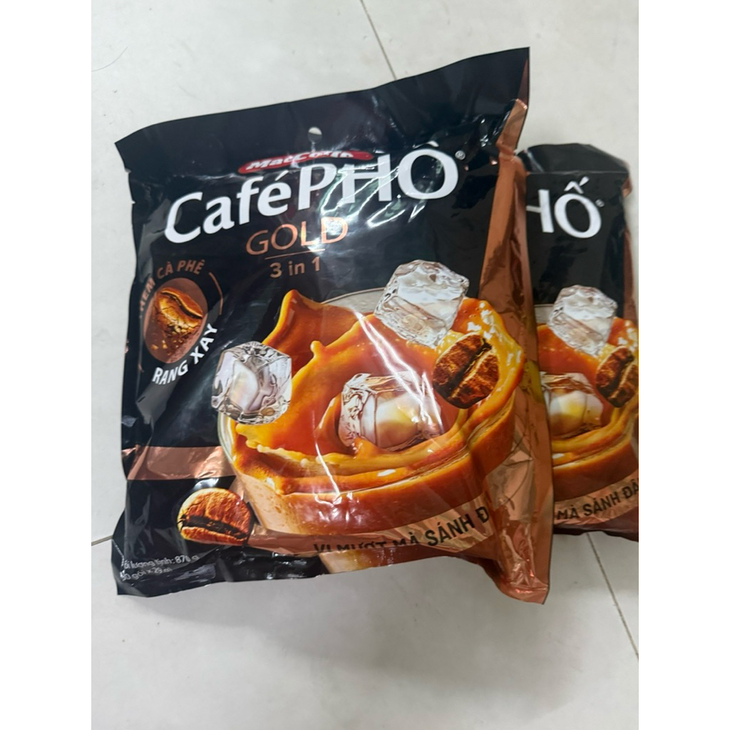 CÀ PHÊ PHỐ SỮA ĐÁ GOLD 3 in 1 - BỊCH 30 GÓI