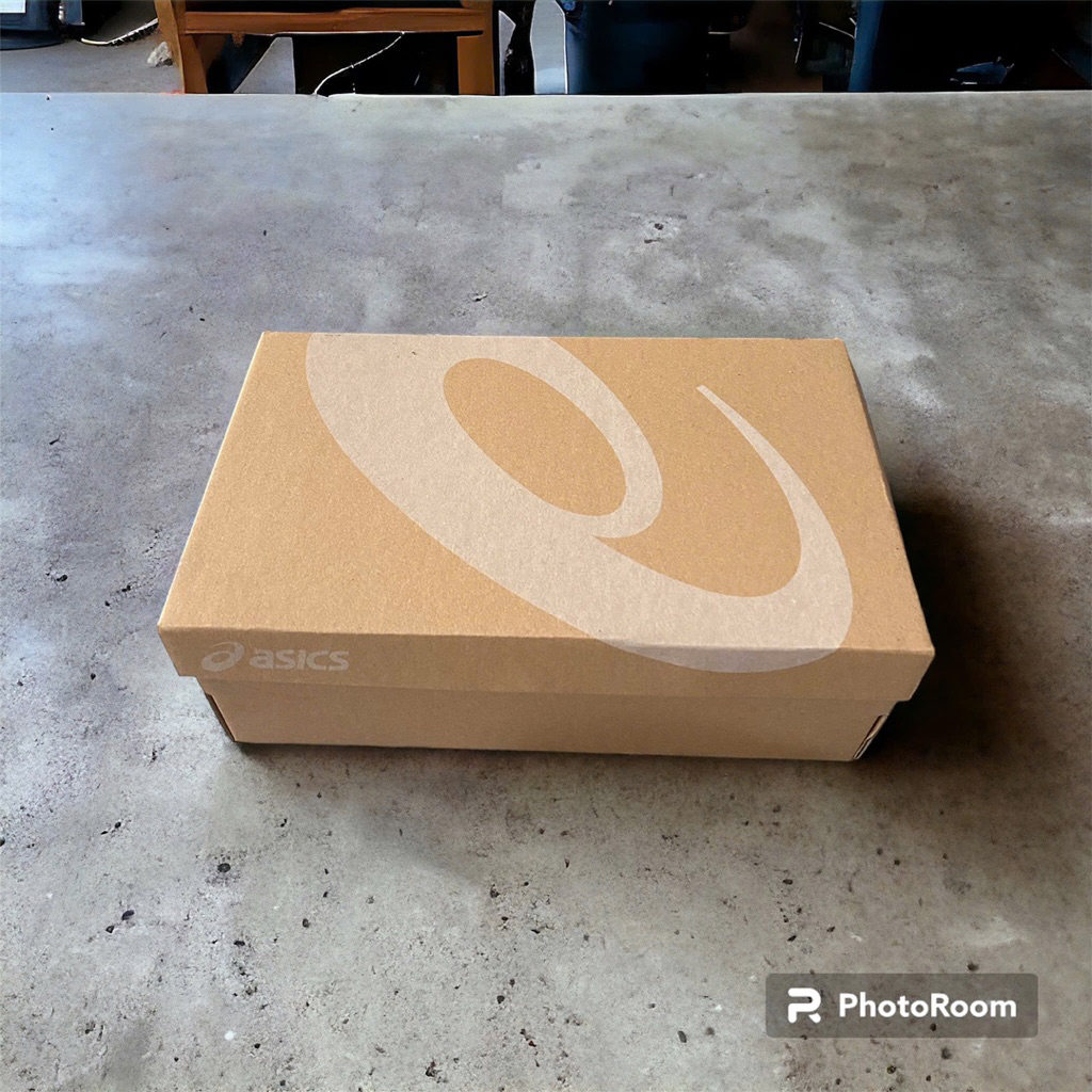 xả hộp giày as….ic(sỉ sl 5k 1 hộp)