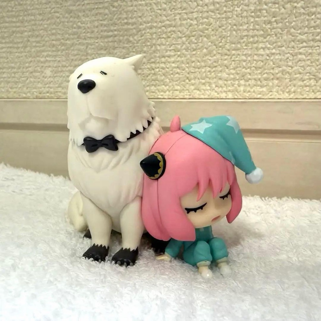 Mô hình Spy x Family - Anya Hold Figure chính hãng Furyu