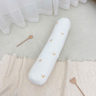 GỐI ÔM CHO BÉ THÊU HOẠ TIẾT