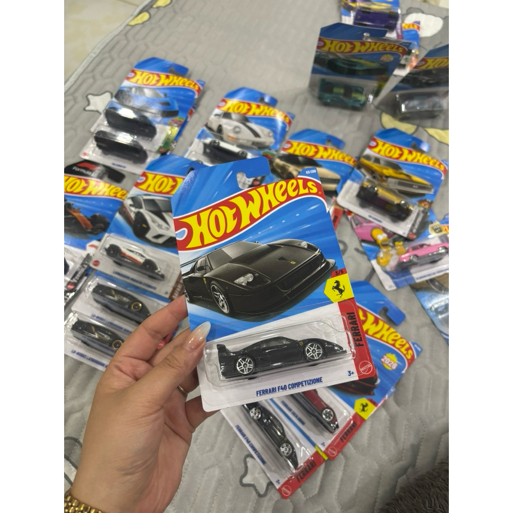 Ferrari  F40 Hotwheels