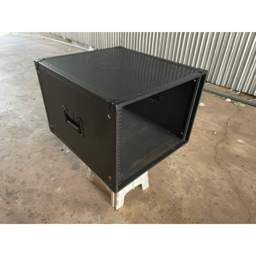 Tủ rack gỗ 8u đựng thiết bị âm thanh không nắp (có kèm ốc)