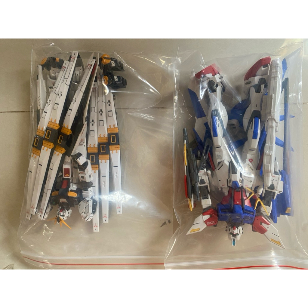 ( Gundam 2nd) combo rg nu vs mg build strike full packback