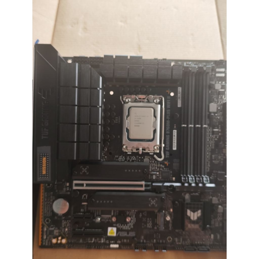 combo B760m plus TUF d5 + i5 13500 BH 2028