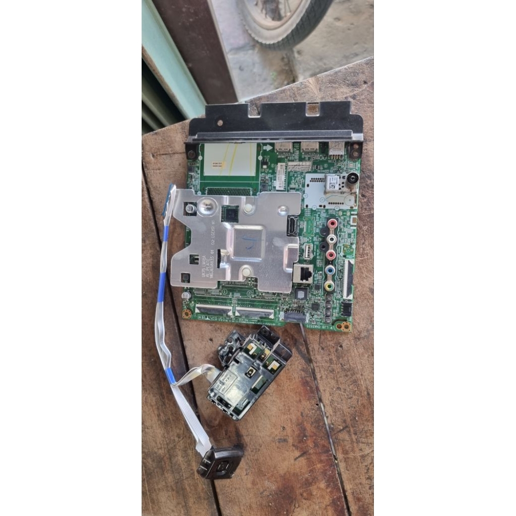Khiển Chính LG 43UK6340PTF bo củ zin sọc màn mạch chính chạy ok gồm bo chính,phím,mắt nhận,cáp,bo wi